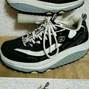Skechers Shape Ups Suede Rocker Shoes Sneakers 8.5